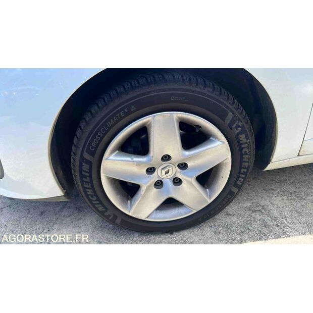 2015 Renault Megane-47993773