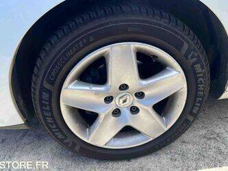 2015-renault-megane-1465122-47993773