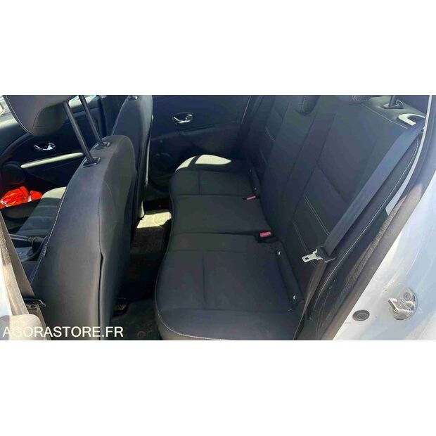 2015 Renault Megane-47993775