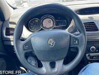 2015-renault-megane-1465122-47993776