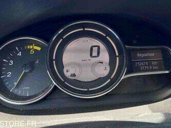 2015-renault-megane-1465122-47993780