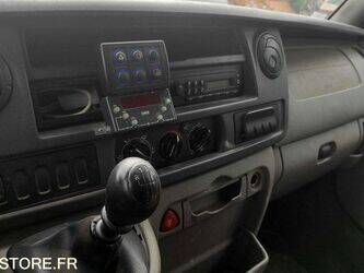 2010-renault-master-1465124-47993827