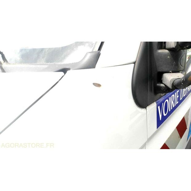 2010 Renault Master-47993837