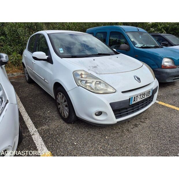 2010 Renault Clio-47993873