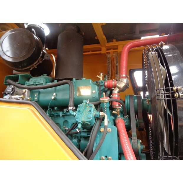 2025 SDLG L956F-47996976