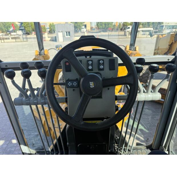 2023 كاتربيلر 140GC-47997595