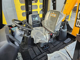 2025-jcb-3dx-xtra-47997788