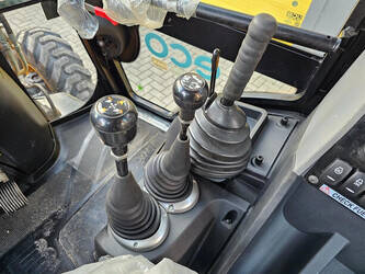 2025-jcb-3dx-xtra-47997793