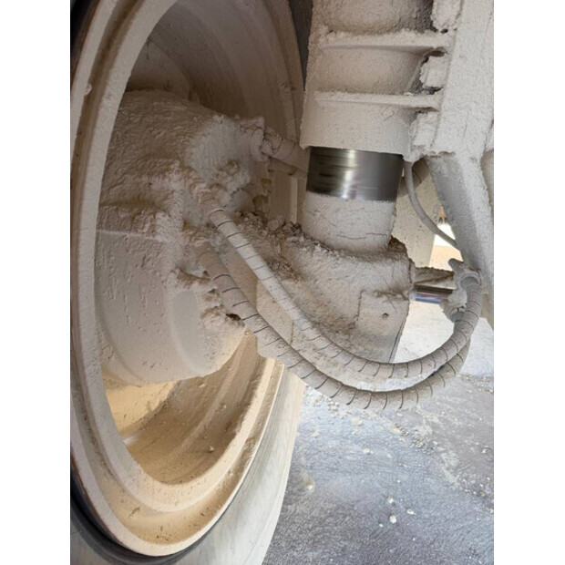 2017 Caterpillar 777G-47997995