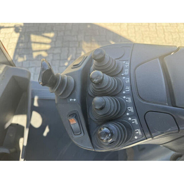 2014 Linde H30D-02-47999050