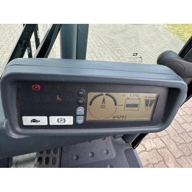 2012 جنجهينريتش EFG320-47999502
