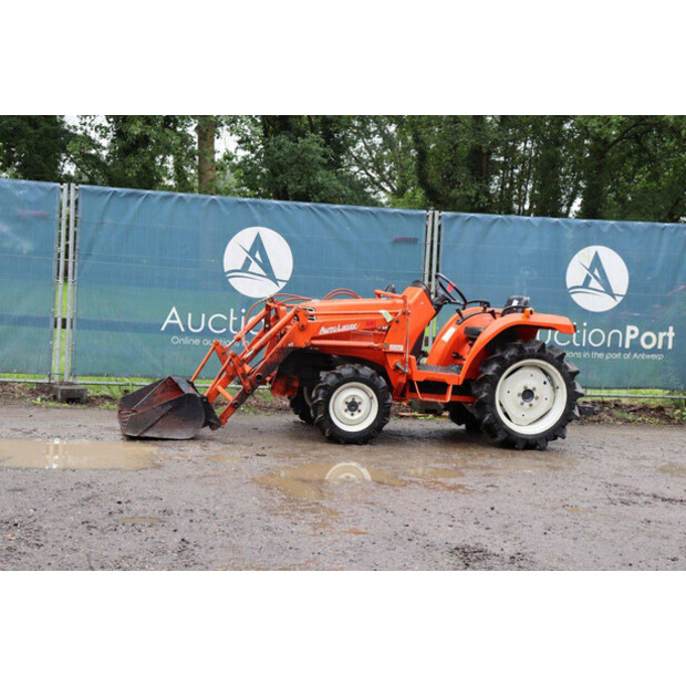 KUBOTA Saturn X-20-48001951