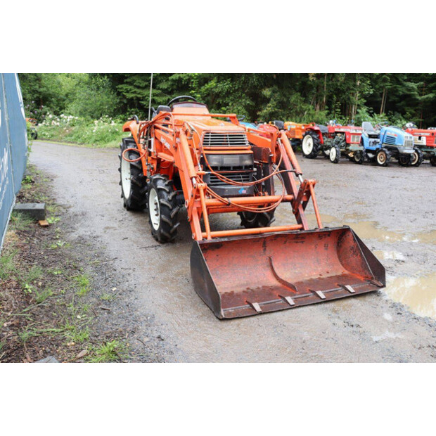 KUBOTA Saturn X-20-48001957