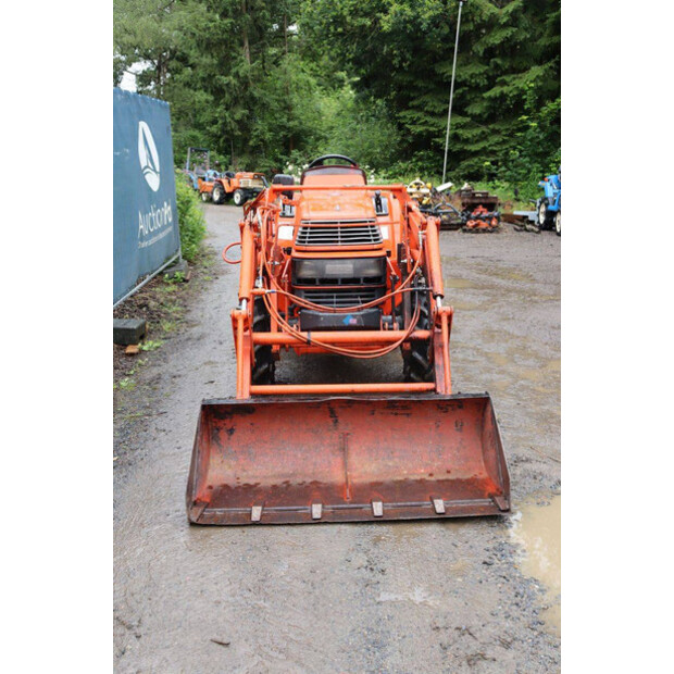 KUBOTA Saturn X-20-48001958