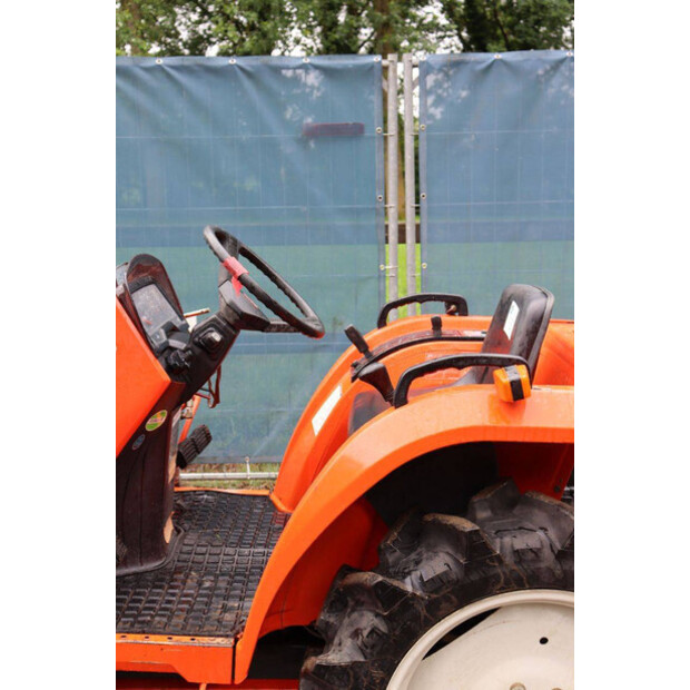 KUBOTA Saturn X-20-48001972