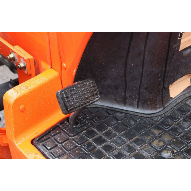 KUBOTA Saturn X-20-48001978