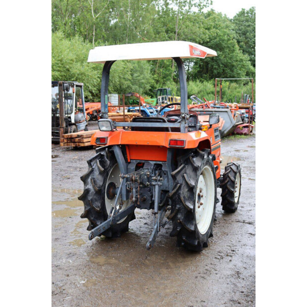 KUBOTA GT-3-48002215