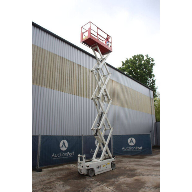 2012 Genie GS-2632-48002332