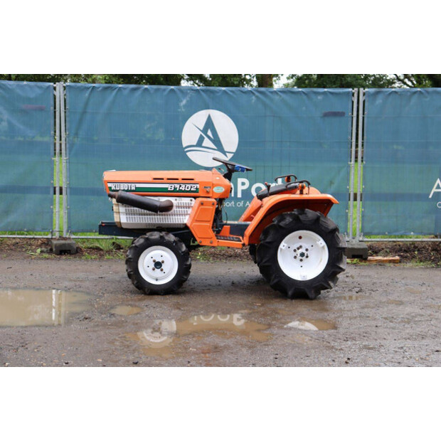KUBOTA B1402DT-48002937
