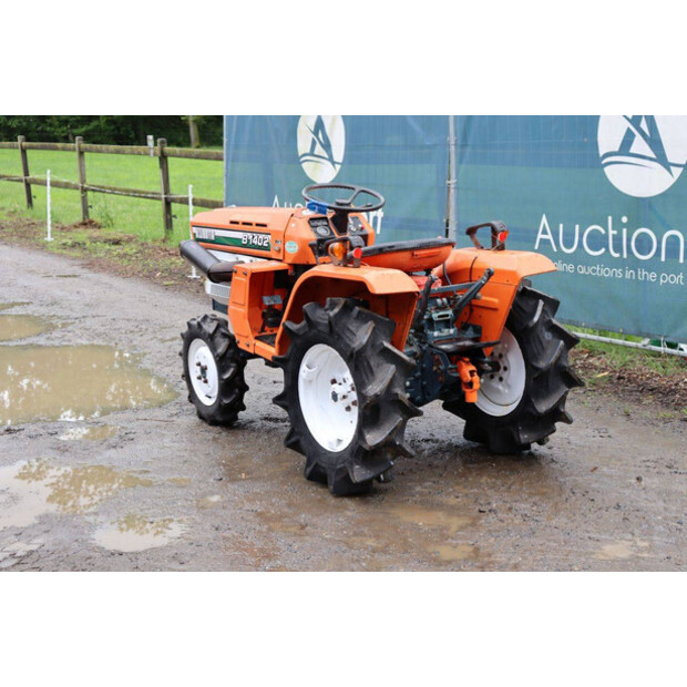 KUBOTA B1402DT-48002939