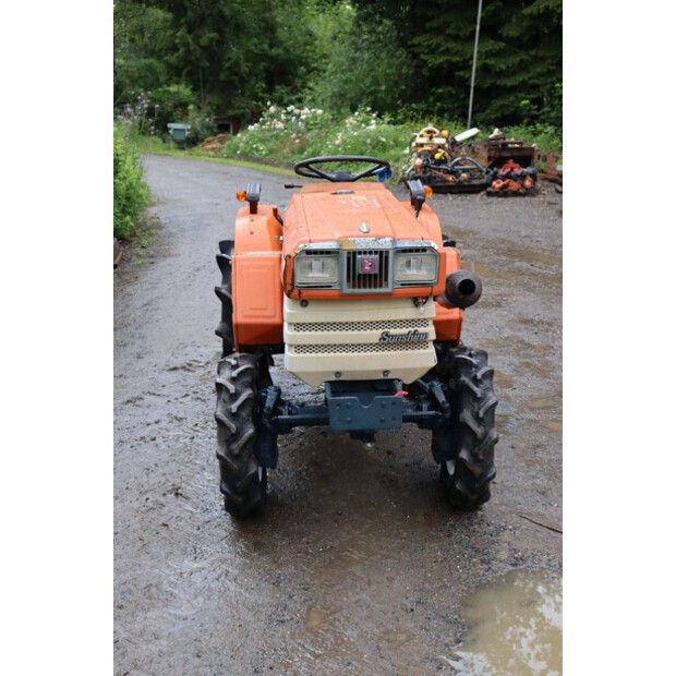 KUBOTA B1402DT-48002943