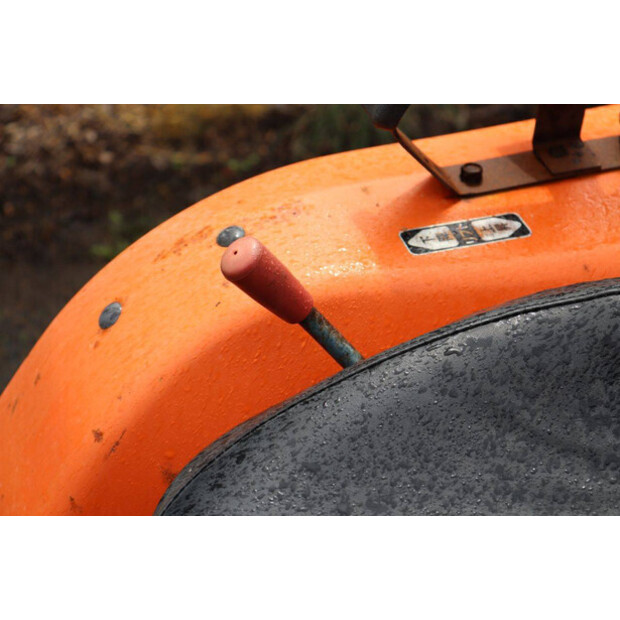 KUBOTA B1402DT-48002959