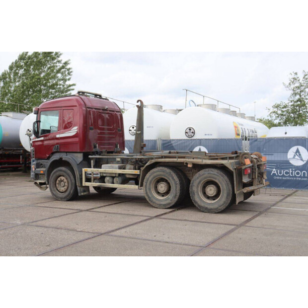 1999 Scania P114CB6X4HZ-48004018