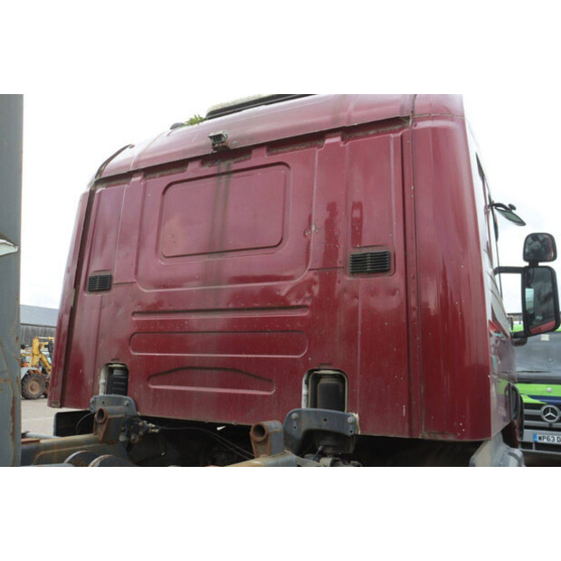 1999 Scania P114CB6X4HZ-48004052