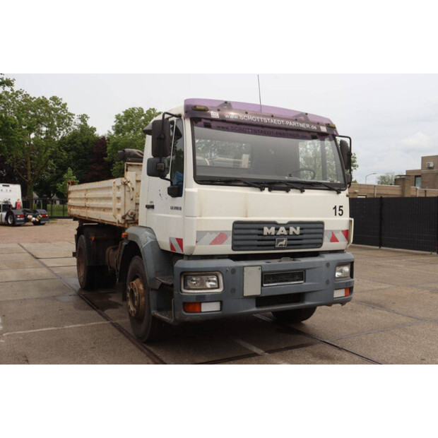 MAN LE 280 B-48004410
