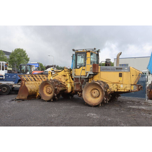 2003 Komatsu WF450-3D-48004772