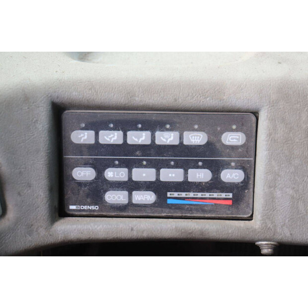 2003 Komatsu WF450-3D-48004811