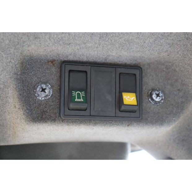 2003 Komatsu WF450-3D-48004812