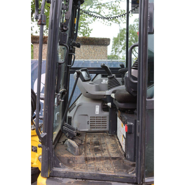 2022 Komatsu PC58MR-5E0-48005492