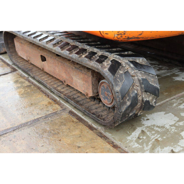 2000 Hitachi EX40-02-48007399