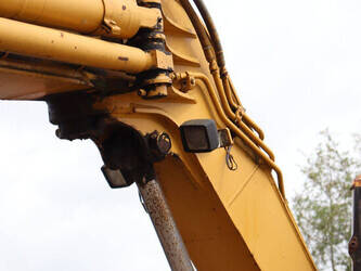 caterpillar-e70b-1465387-48007549