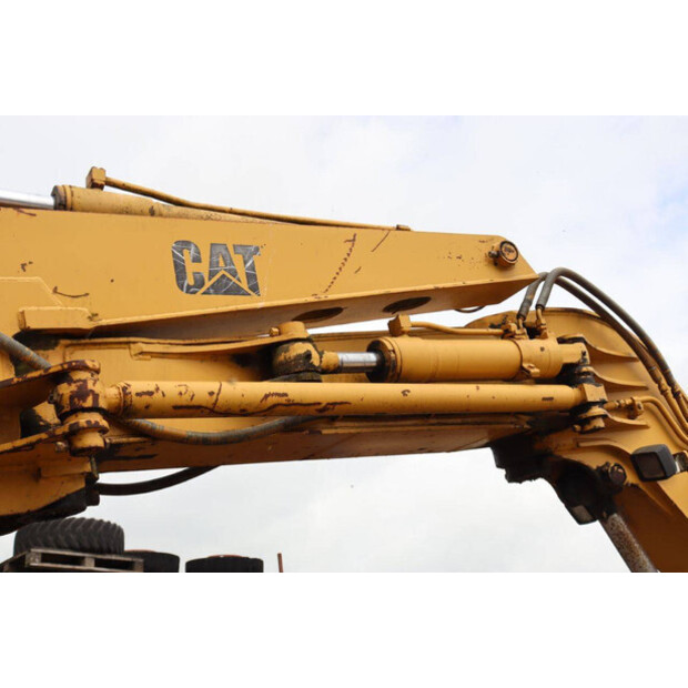 Caterpillar E70B-48007553