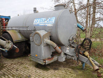 صورة ل مرشات مقطورة 1990 Duport F108H