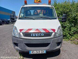 Image de CAMIONS ET TRANSPORT 2010 Iveco 65C18
