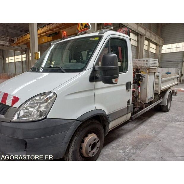 2010 Iveco 65C18-48024340