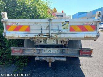 2010-iveco-65c18-1465683-48024346