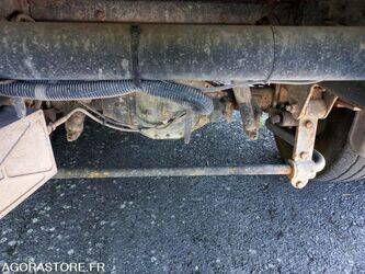 2010-iveco-65c18-1465683-48024353