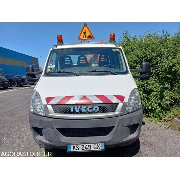 2010 Iveco 65C18-48024355
