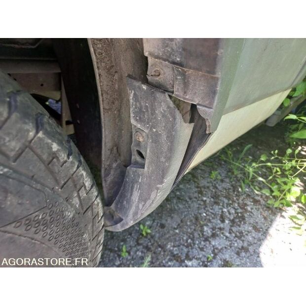 2010 Iveco 65C18-48024359