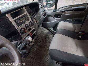 2010-iveco-65c18-1465683-48024377