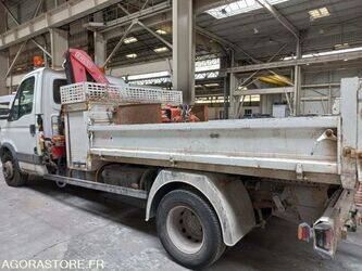 2010-iveco-65c18-1465683-48024384
