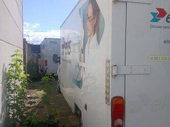 2012-renault-master-1465686-48024475