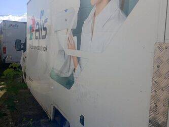 2012-renault-master-1465686-48024476
