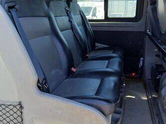 2013-renault-master-1465696-48024763