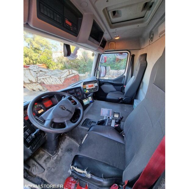 2017 Renault D WIDE-48024780
