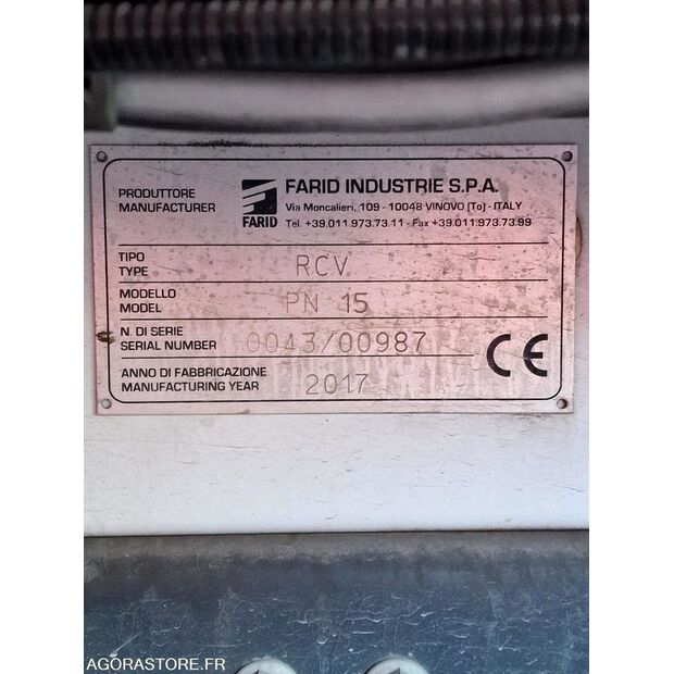 2017 Renault D WIDE-48024784